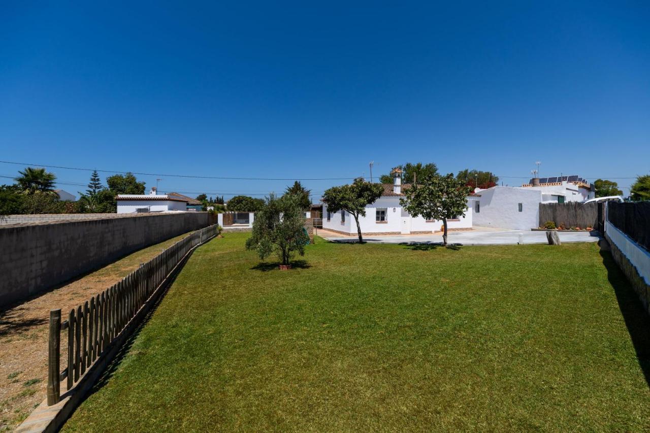 Casa Carlos Con Piscina Privada En Conil โกนิล เด ลาฟรอนเตรา ภายนอก รูปภาพ