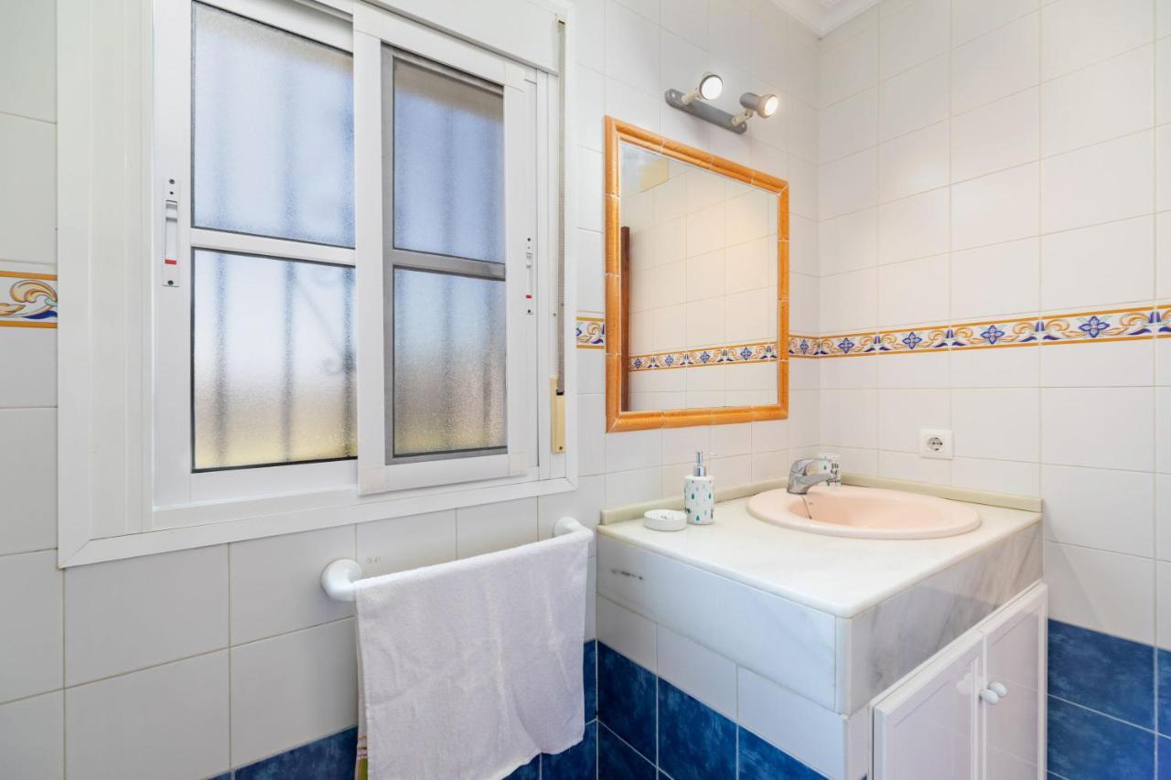 Casa Carlos Con Piscina Privada En Conil โกนิล เด ลาฟรอนเตรา ภายนอก รูปภาพ