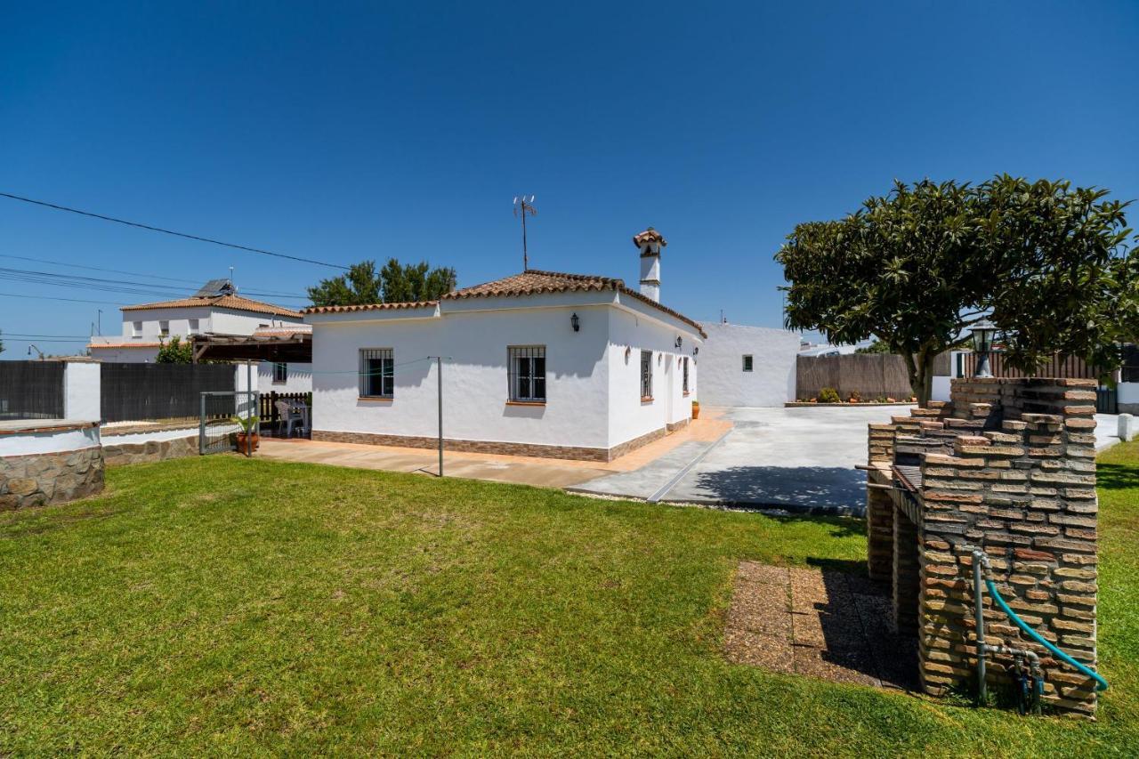 Casa Carlos Con Piscina Privada En Conil โกนิล เด ลาฟรอนเตรา ภายนอก รูปภาพ
