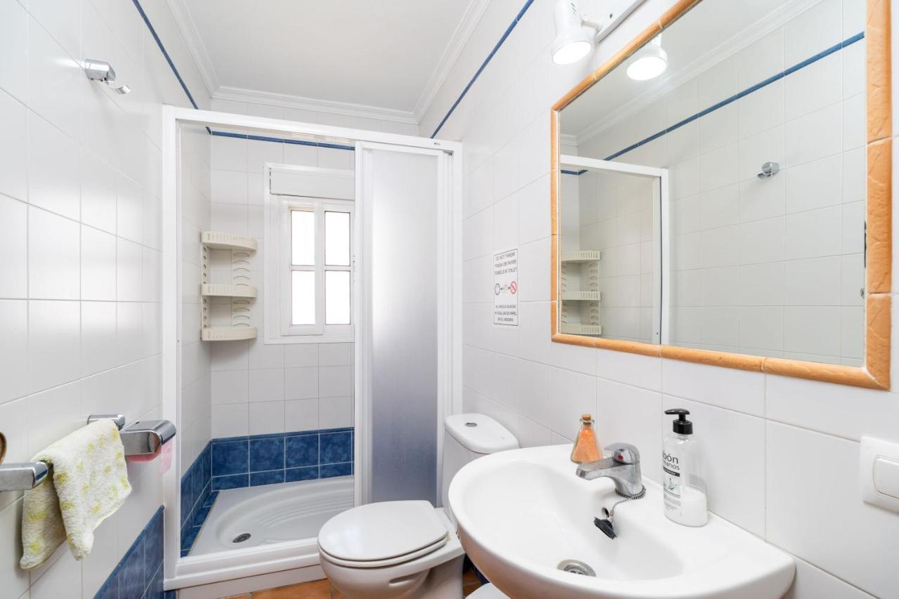 Casa Carlos Con Piscina Privada En Conil โกนิล เด ลาฟรอนเตรา ภายนอก รูปภาพ