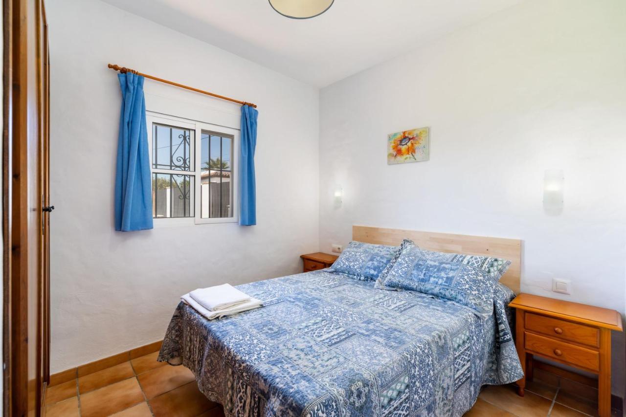Casa Carlos Con Piscina Privada En Conil โกนิล เด ลาฟรอนเตรา ภายนอก รูปภาพ